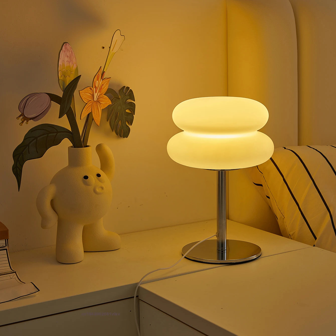 LÜMSKA Table Lamp